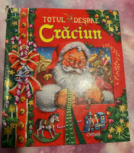Încărcați imaginea în vizualizatorul Galerie, TOTUL DESPRE CRACIUN defect minor la coperta