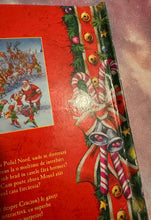 Încărcați imaginea în vizualizatorul Galerie, TOTUL DESPRE CRACIUN defect minor la coperta