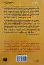 Load image into Gallery viewer, INTREABA-L PE ASTRONAUT o galaxie de raspunsuri uimitoare despre zborul in spatiu 27